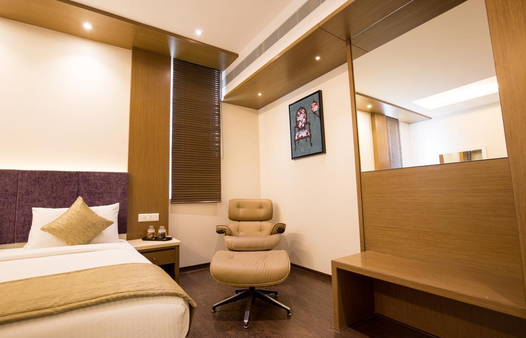 Kiscol Grands Hotel Коимбатур Экстерьер фото