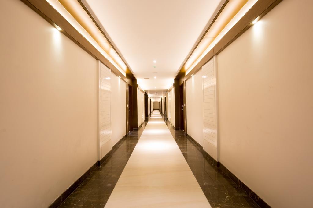 Kiscol Grands Hotel Коимбатур Экстерьер фото
