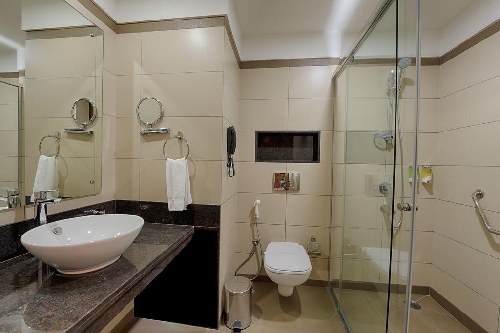Kiscol Grands Hotel Коимбатур Экстерьер фото